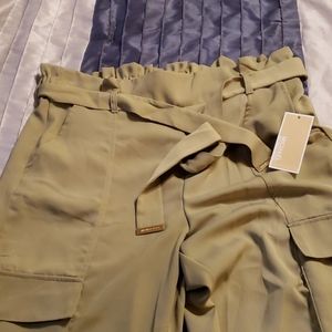 Michael Kors light green cargo pants NWT